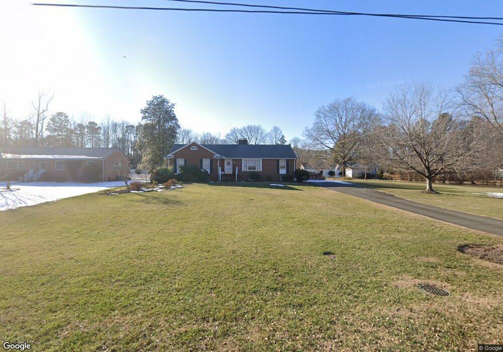 204 Beverly Rd, Ashland, VA 23005 - photo 1