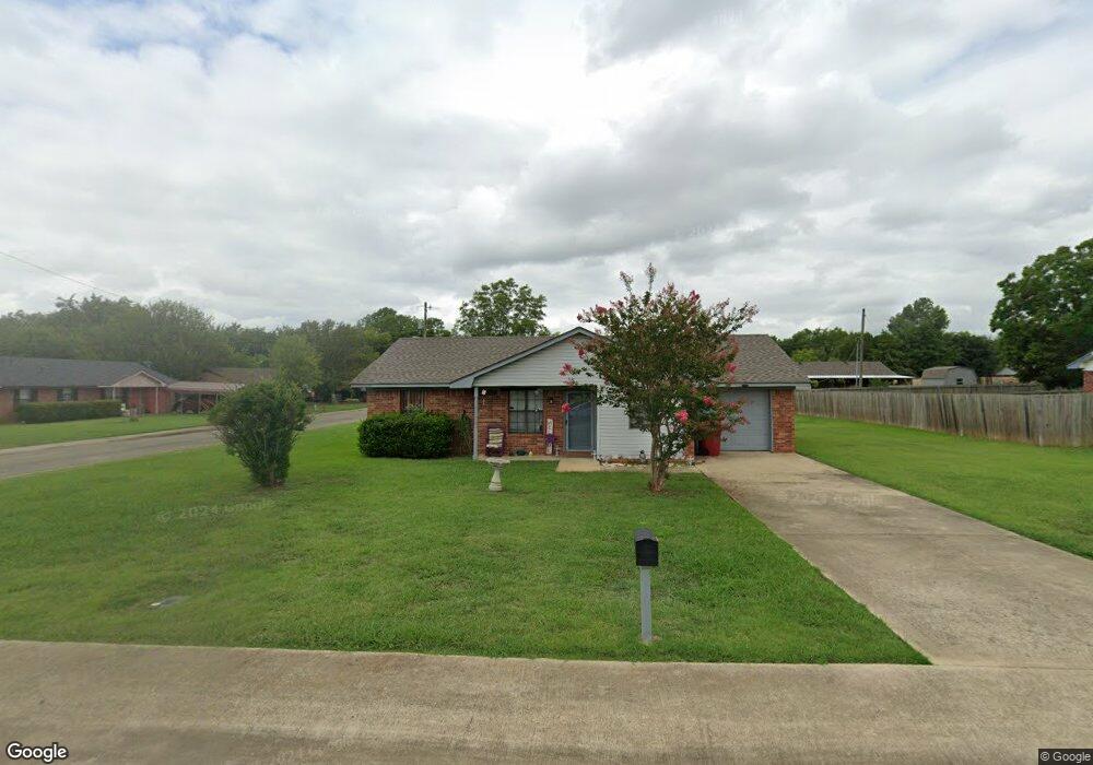 1103 N B St, Hugo, OK 74743 - photo 1