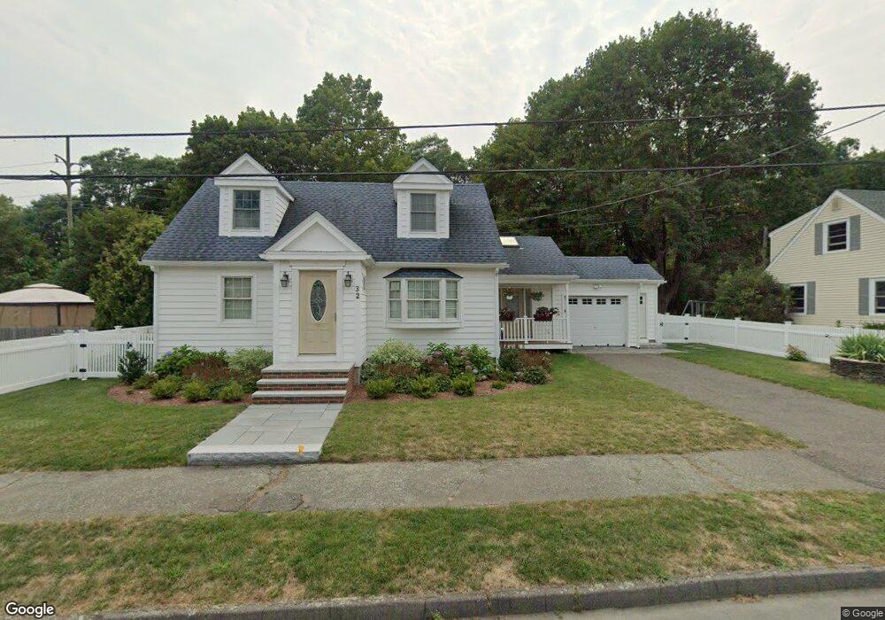 32 Roosevelt Ave, Danvers, MA 01923 - photo 1