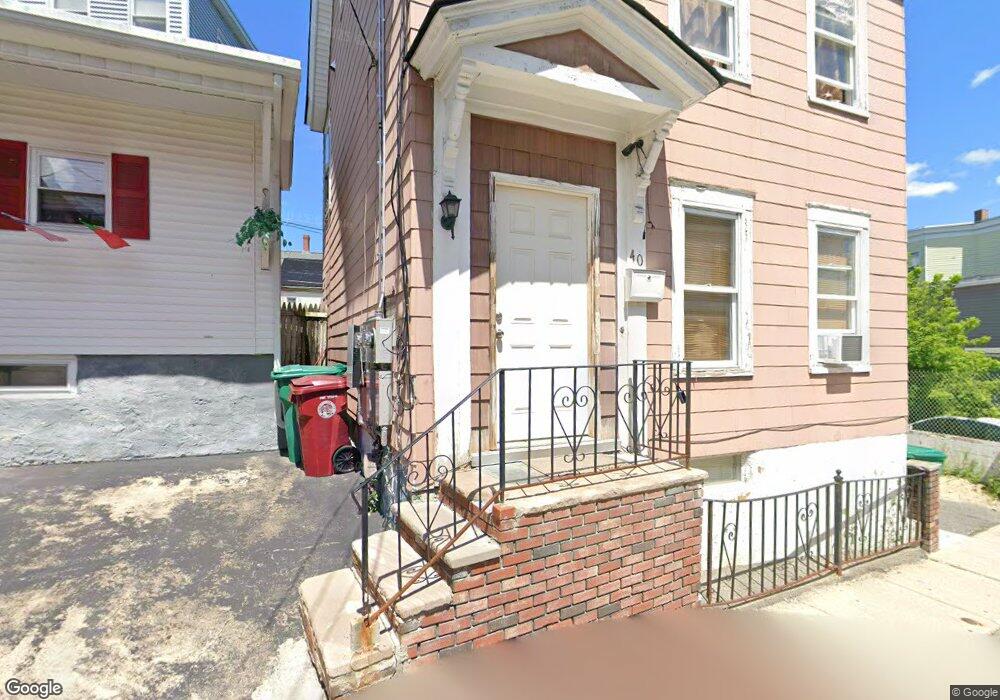 40 Abbott St, Lowell, MA 01852 - photo 1