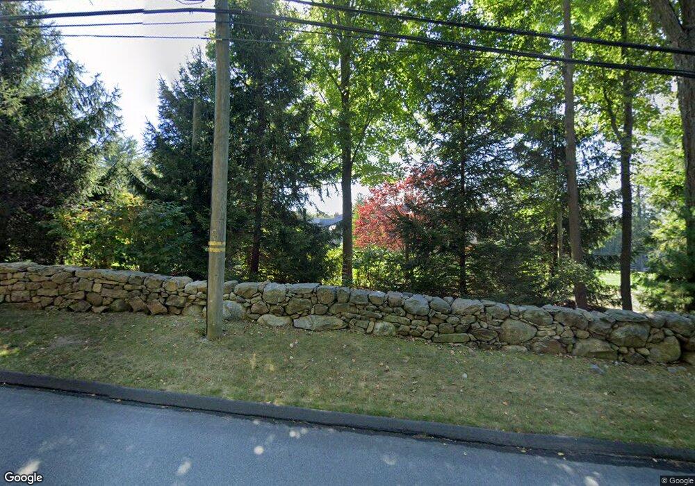 721 N Wilton Rd, New Canaan, CT 06840 - photo 1