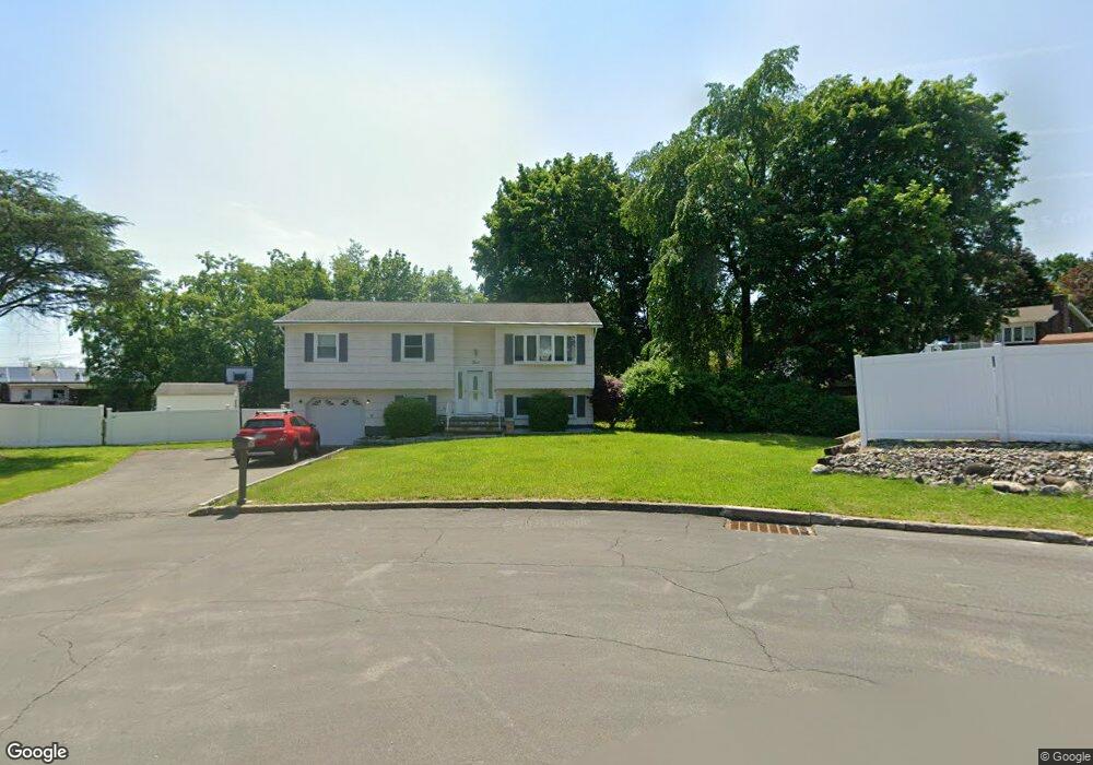 4 Eastpark Ct, Garnerville, NY 10923 - photo 1