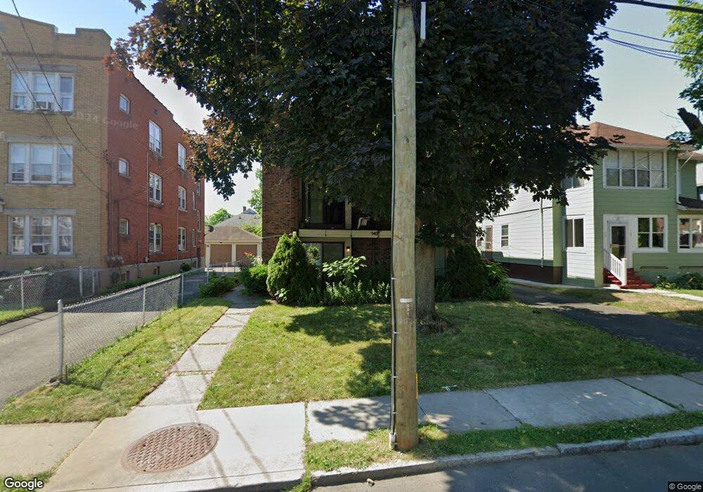 147 Preston St unit 1, Hartford, CT 06114 - photo 1