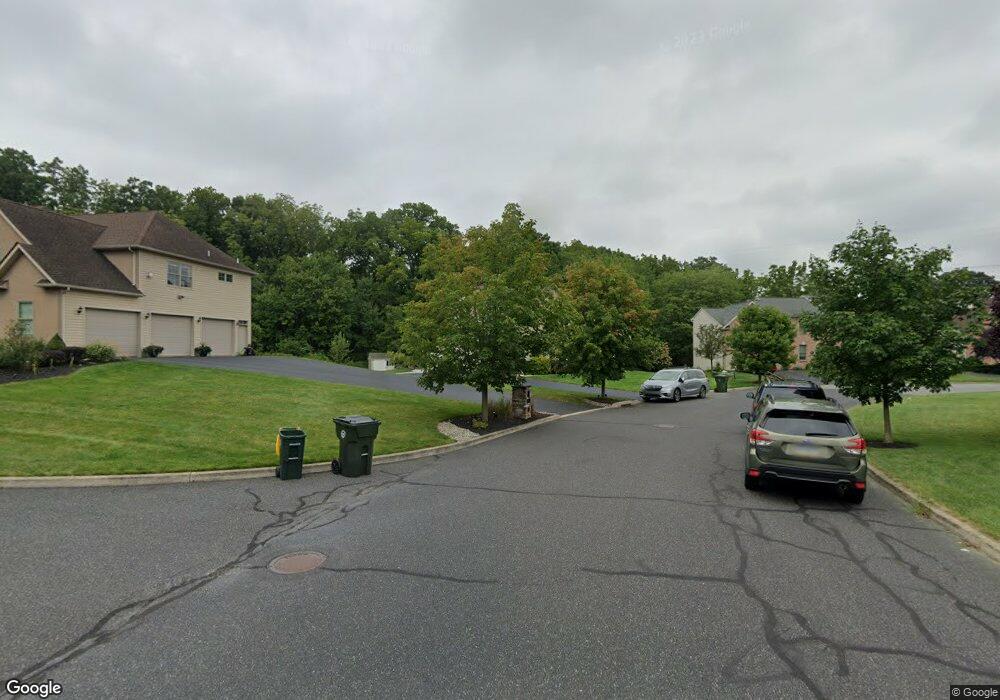 1 Yolanda Ct, Upper Macungie Township, PA 18104 - photo 1