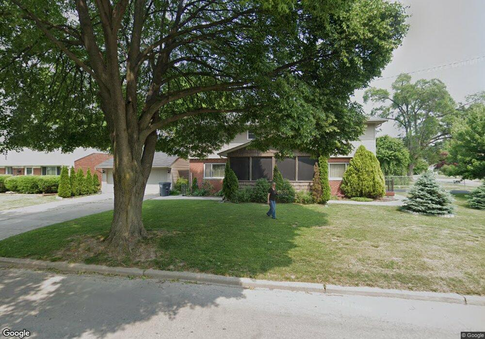 5304 305th St, Toledo, OH 43611 - photo 1