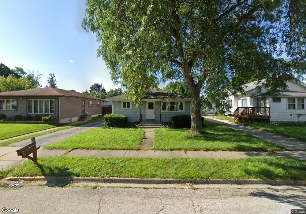 2723 W Ridgeland Ave, Waukegan, IL 60085 - photo 1