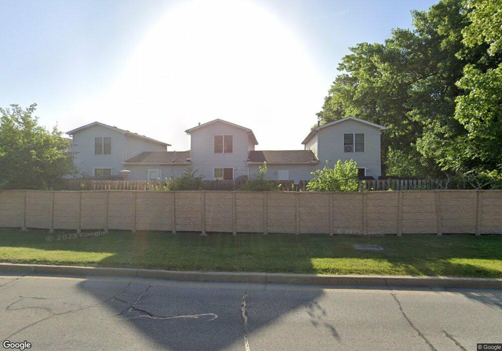 913 Windsor Ln, Dyer, IN 46311 - photo 1