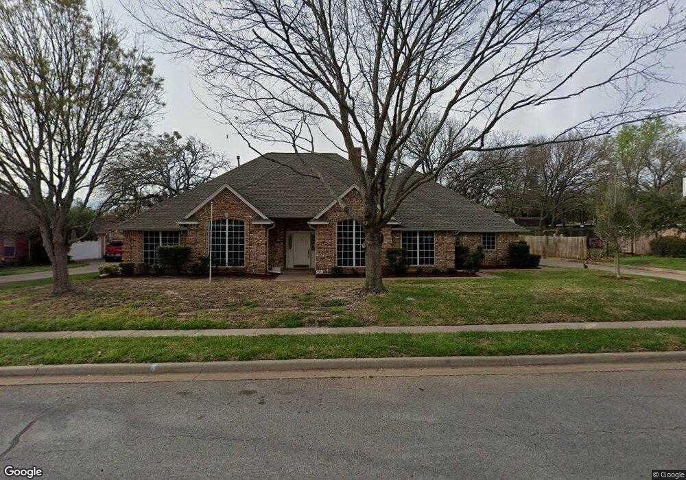1926 Maplewood Dr, Weatherford, TX 76087 - photo 1