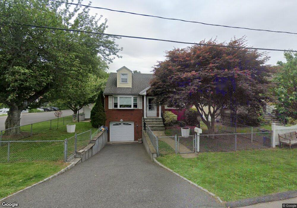 20 Cross St, Greenwich, CT 06831 - photo 1