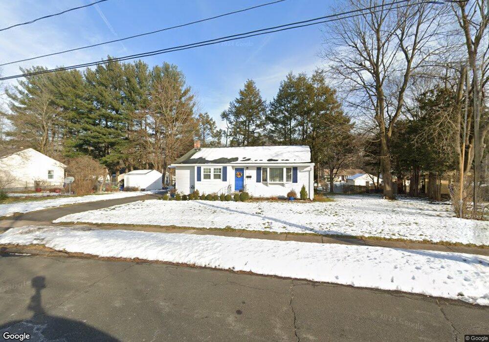 16 Mitchell Dr, Bloomfield, CT 06002 - photo 1