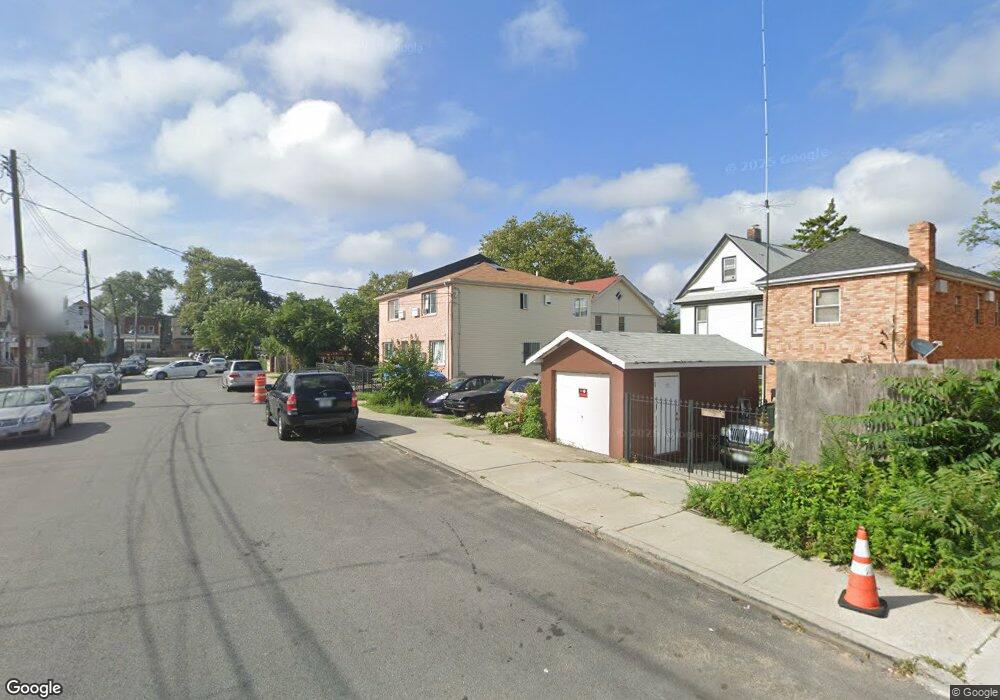 10433 164th Place, Jamaica, NY 11433 - photo 1