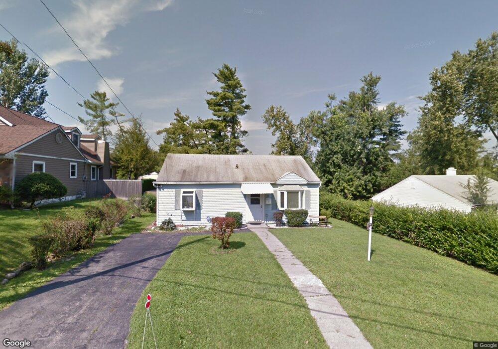 8 Cayuga Dr, Peekskill, NY 10566 - photo 1