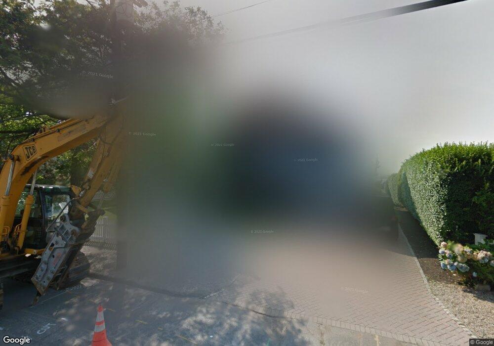 291 Ocean Ave unit FurnishHous, Marblehead, MA 01945 - photo 1