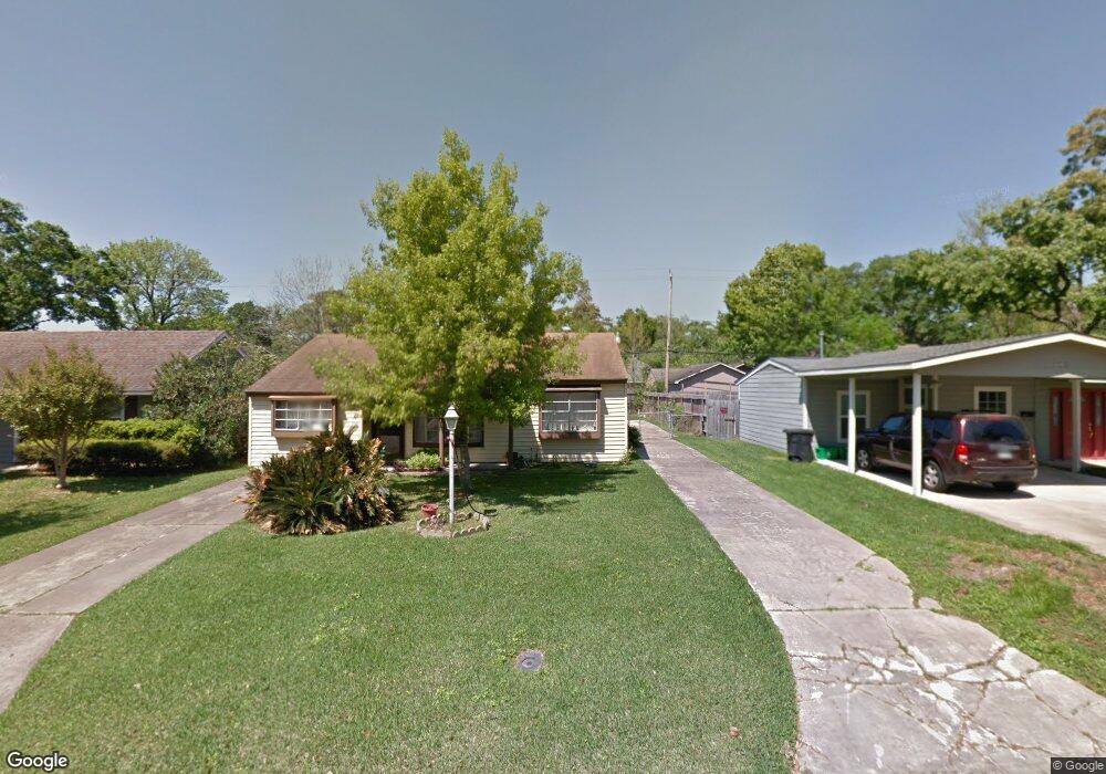 1722 Ebony Ln, Houston, TX 77018 - photo 1