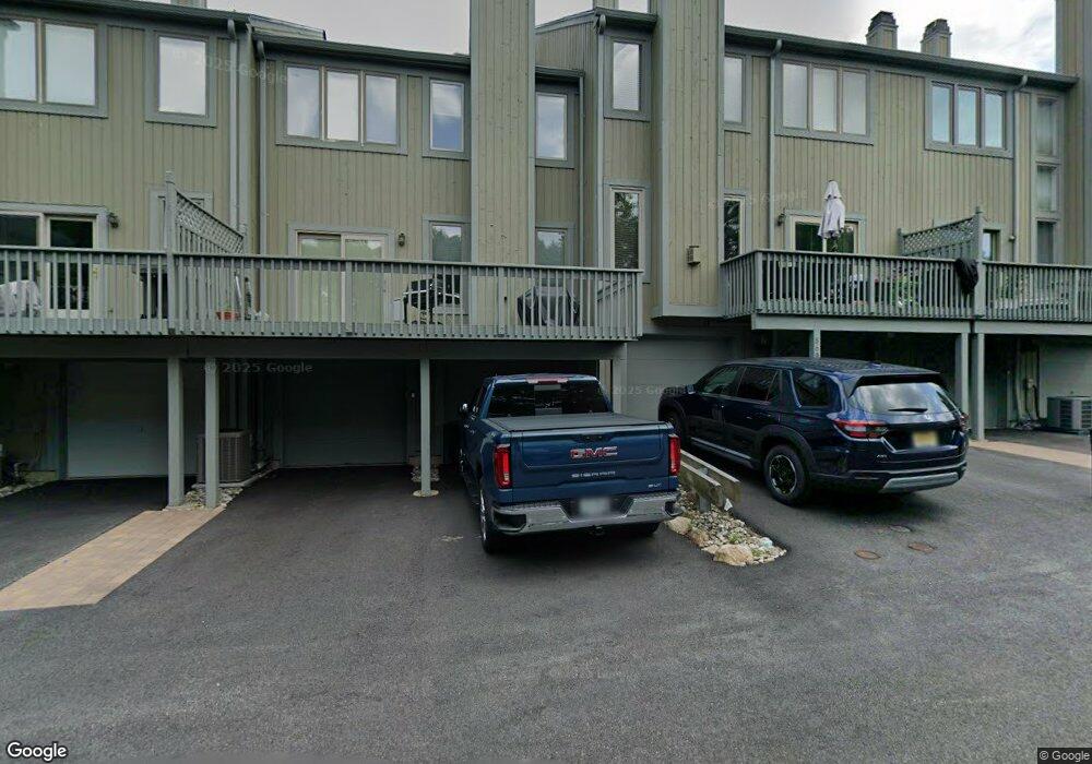 569 Glasmere Rd, Mahwah, NJ 07430 - photo 1