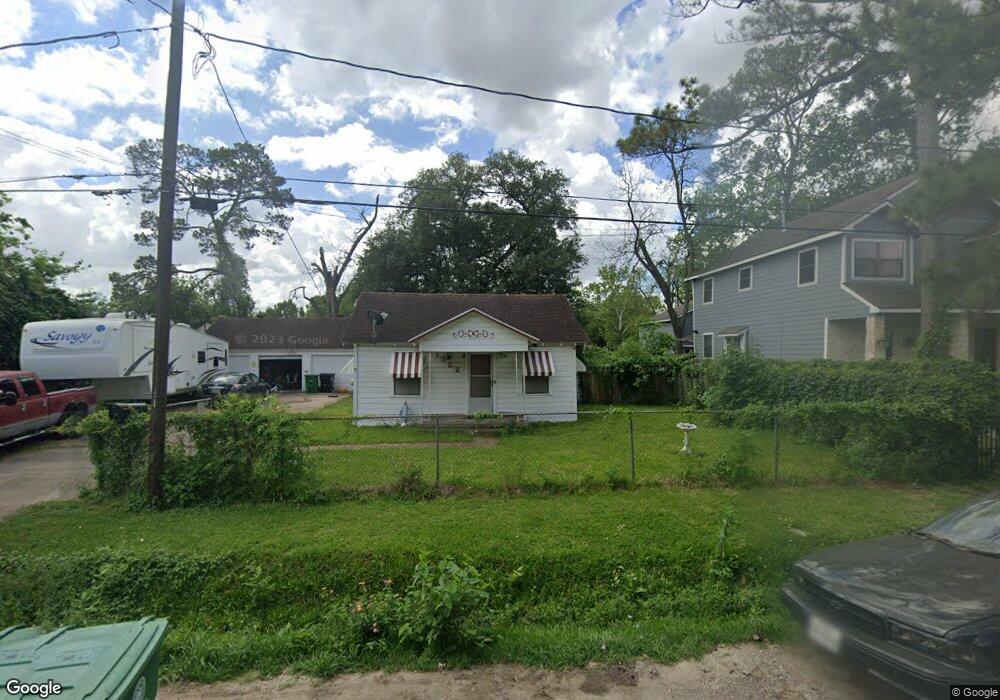 1322 Norham St, Houston, TX 77022 - photo 1