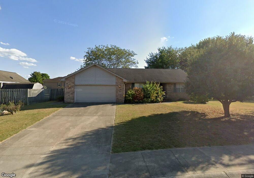 6031 E Pioneer Place, Columbus, IN 47203 - photo 1