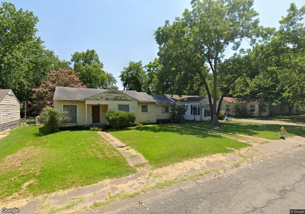 232 Graham Ave, Bonham, TX 75418 - photo 1