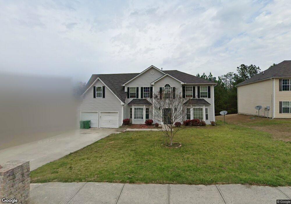 7952 Weathers Ct unit 3B, Lithonia, GA 30058 - photo 1