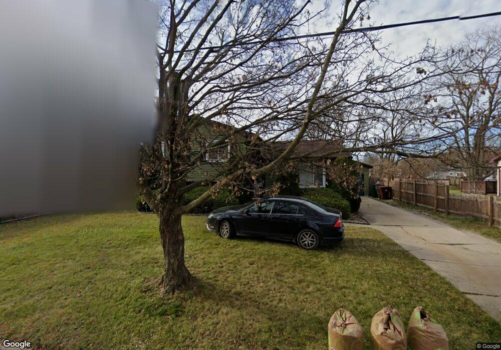 5714 Selfridge Blvd, Lansing, MI 48911 - photo 1