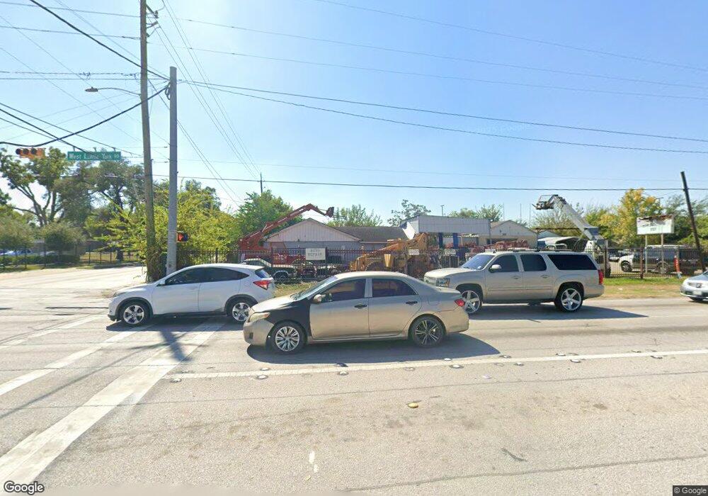 8101 W Little York Rd, Houston, TX 77040 - photo 1