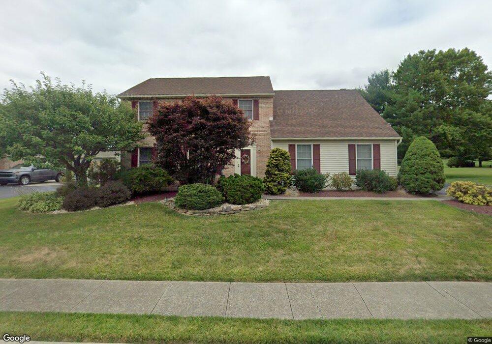 4555 Cairo Dr, Whitehall, PA 18052 - photo 1