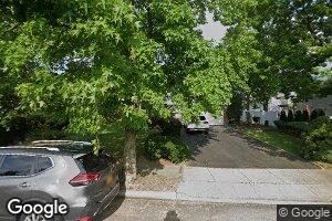 300 Continental Dr, New Hyde Park, NY 11040