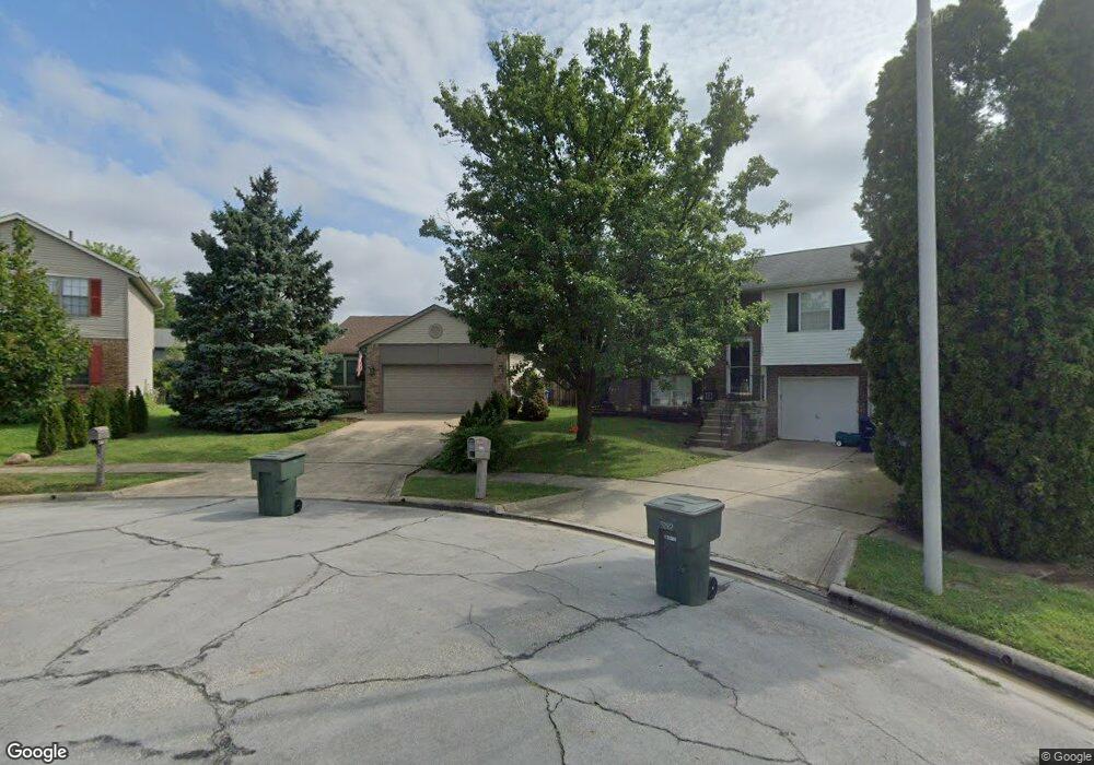 5288 Sawatch Dr, Columbus, OH 43228 - photo 1