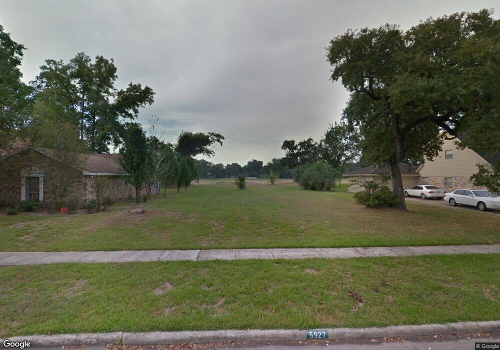 5927 Darkwood Dr, Houston, TX 77088 - photo 1