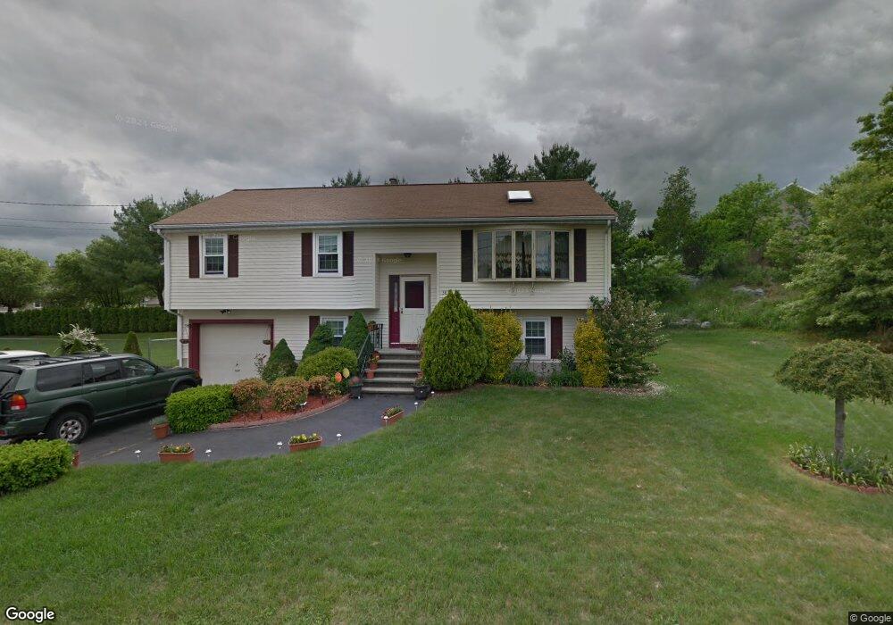 38 Reilly Dr, Randolph, MA 02368 - photo 1