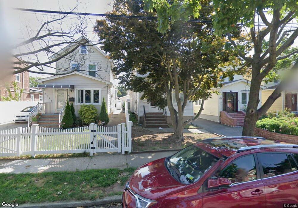 8443 259th St, Floral Park, NY 11001 - photo 1