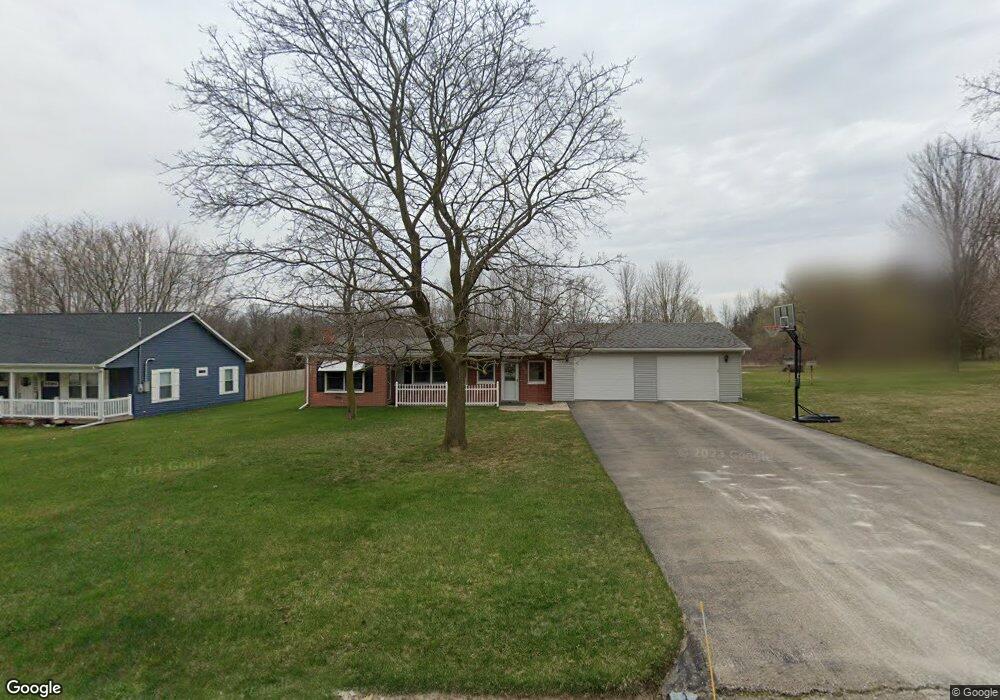 9086 Coldwater Rd, Flushing, MI 48433 - photo 1