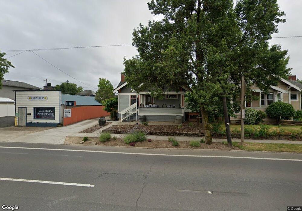 210 W 1st St, Newberg, OR 97132 - photo 1