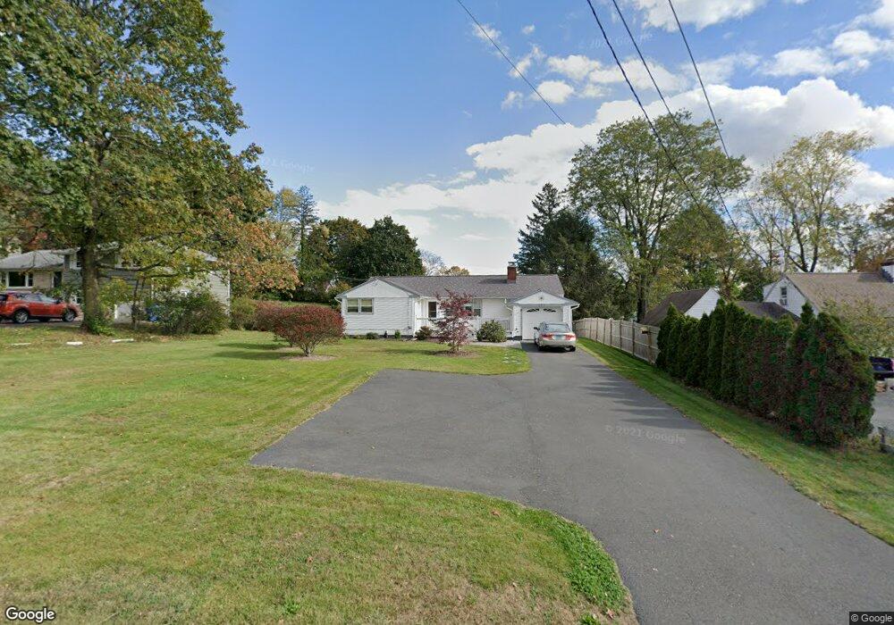 131 Avery St, Manchester, CT 06042 - photo 1