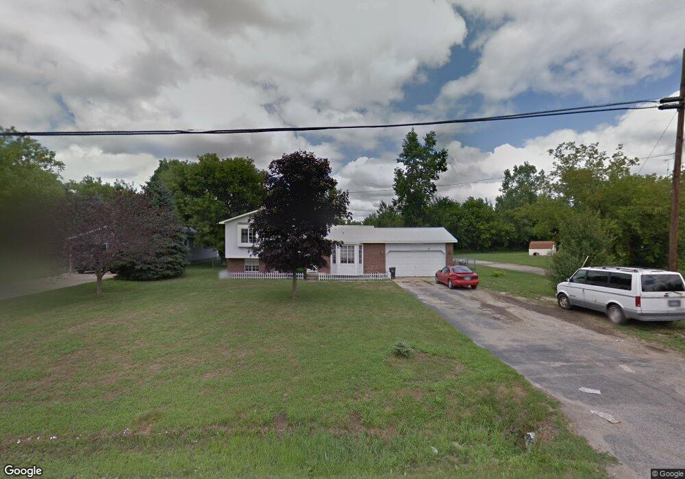 5227 E Carpenter Rd, Flint, MI 48506 - photo 1