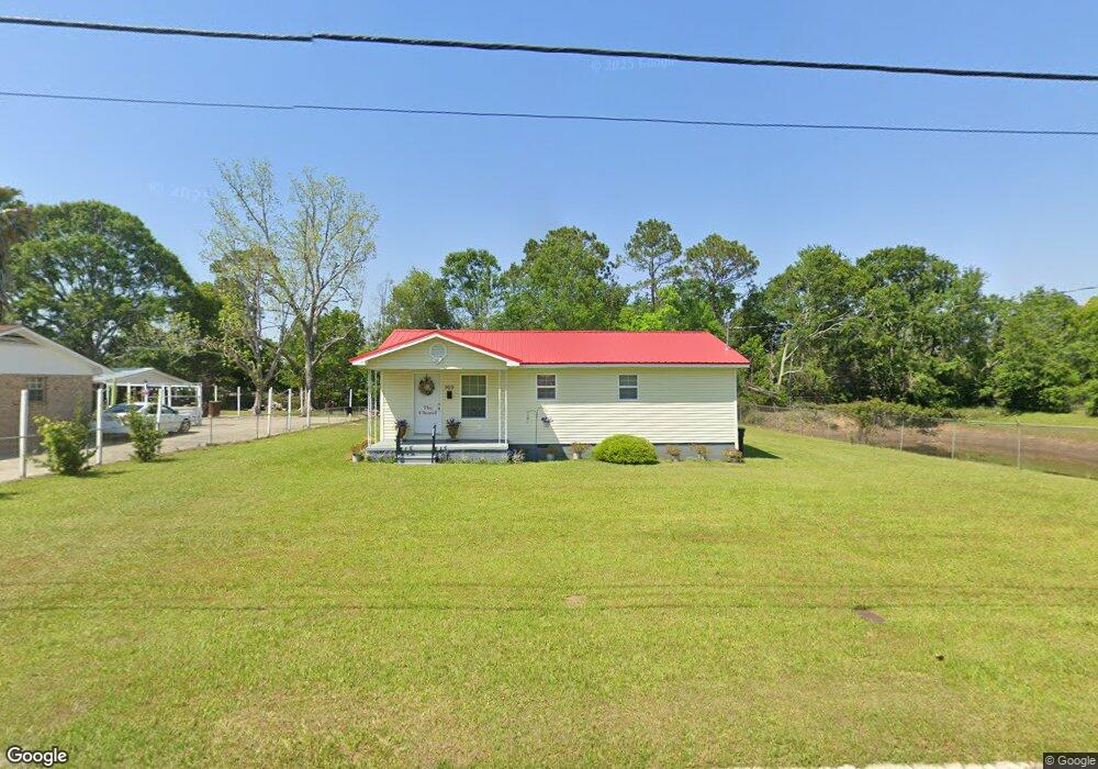 909 Cherry St W, Douglas, GA 31533 - photo 1