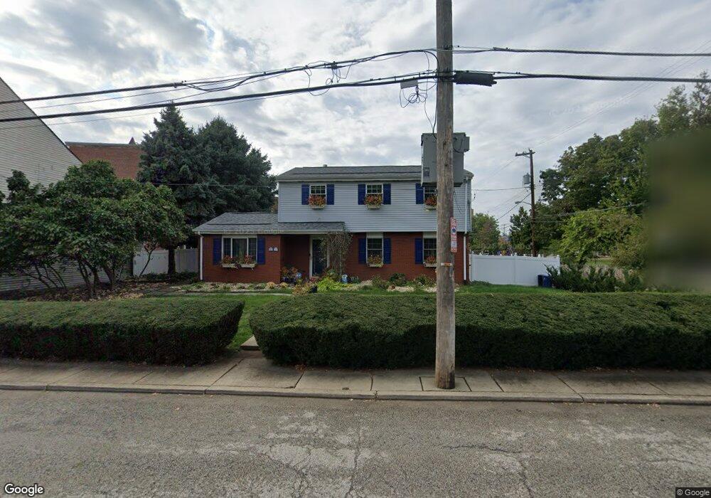 1511 Sedgwick St, Pittsburgh, PA 15233 - photo 1