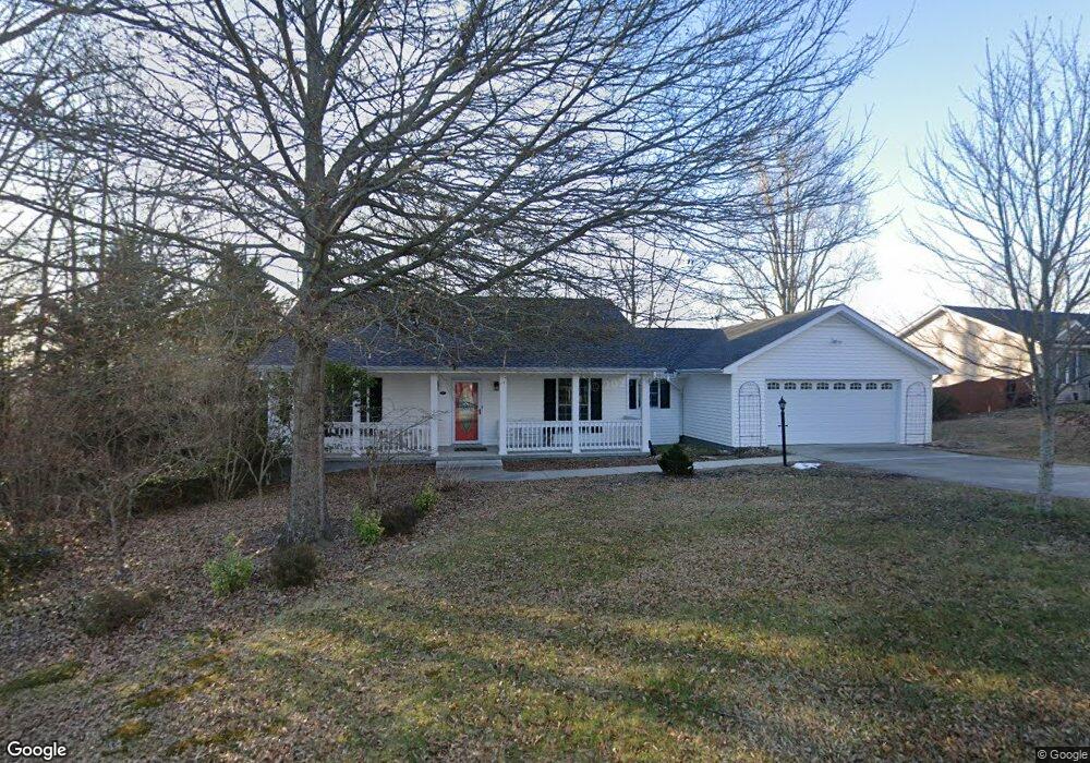 105 Red Cedar Dr, Hendersonville, NC 28792 - photo 1