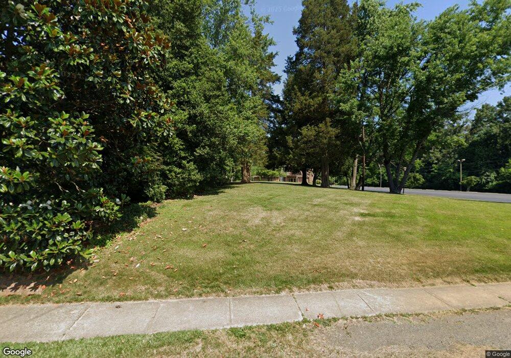 1838 Kirby Rd, McLean, VA 22101 - photo 1