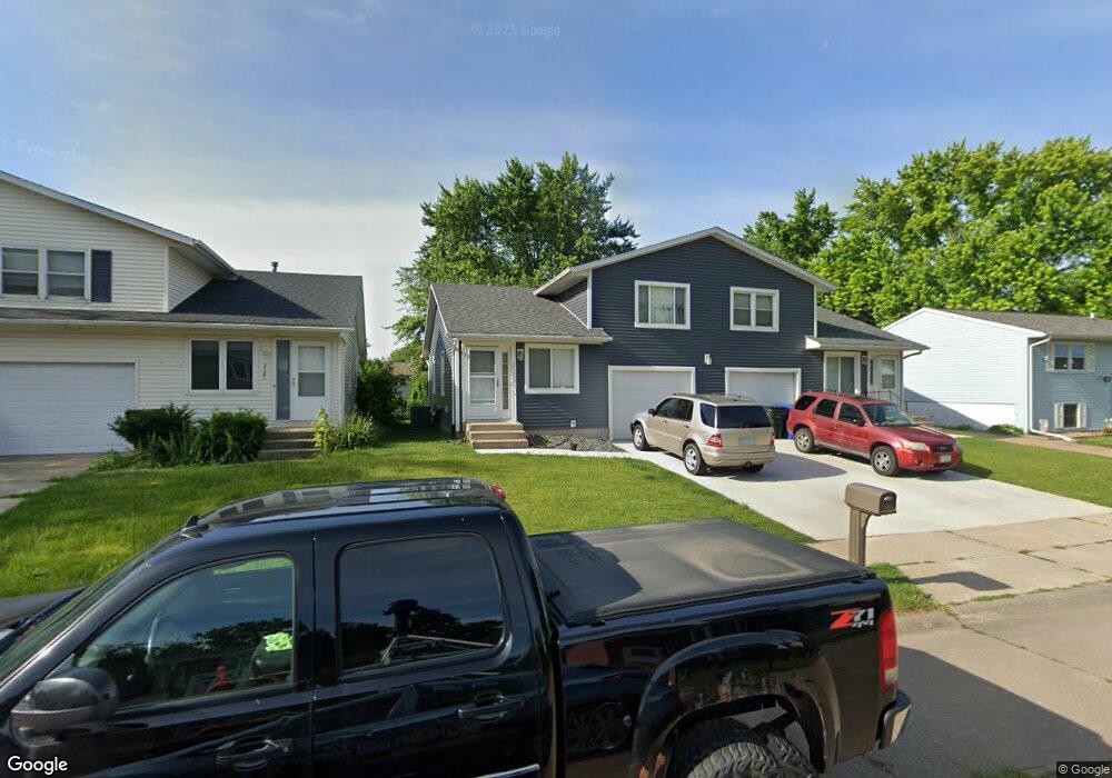 3125 W 66th St unit 27, Davenport, IA 52806 - photo 1