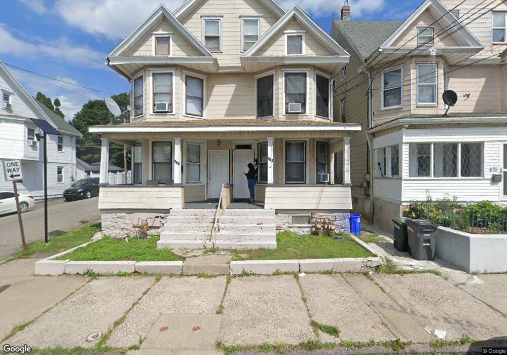 677 N Locust St, Hazleton, PA 18201 - photo 1