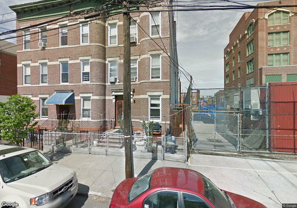 3064 43rd St, Long Island City, NY 11103 - photo 1