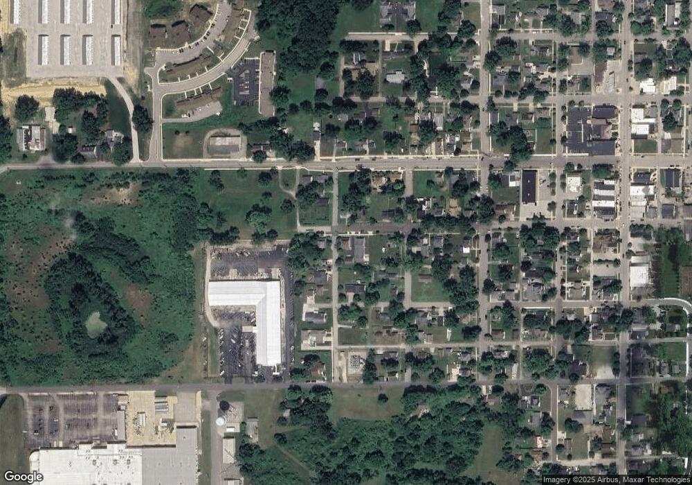 421 W Madison St, Culver, IN 46511 - photo 1