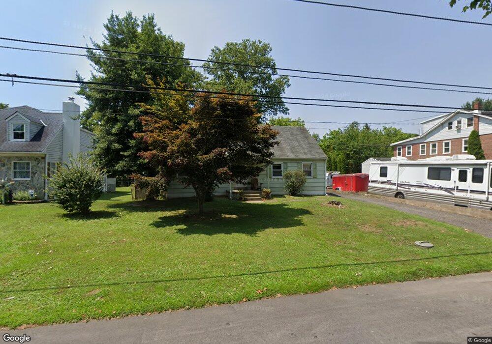 851 Mitchell Ave, Morton, PA 19070 - photo 1