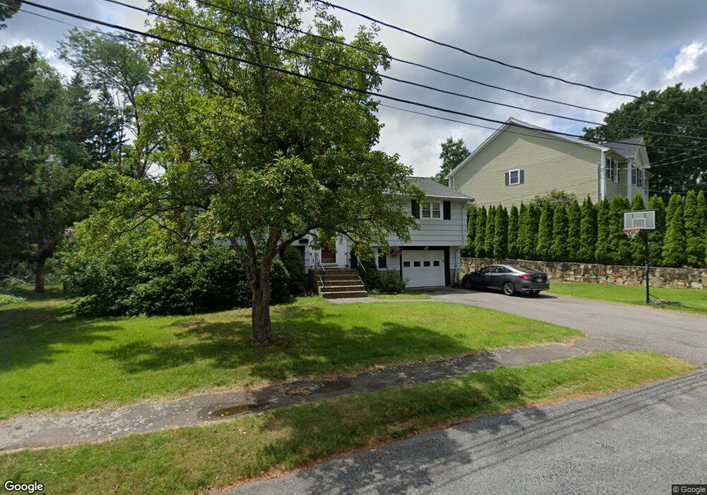 31 Pheasant Rd, Needham, MA 02492 - photo 1