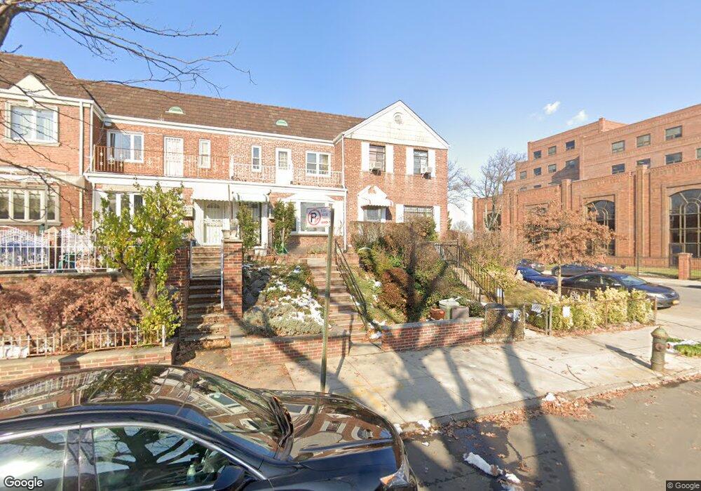 14455 76th Rd, Flushing, NY 11367 - photo 1