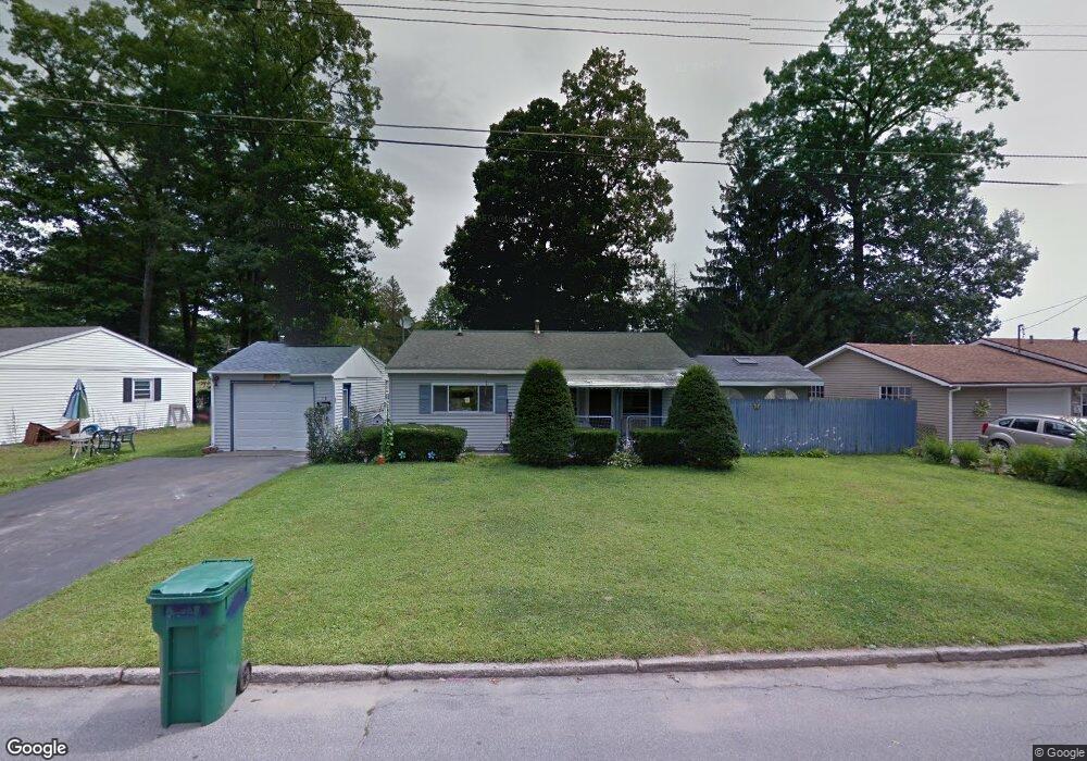 18 Meadow Ln, Ballston Spa, NY 12020 - photo 1