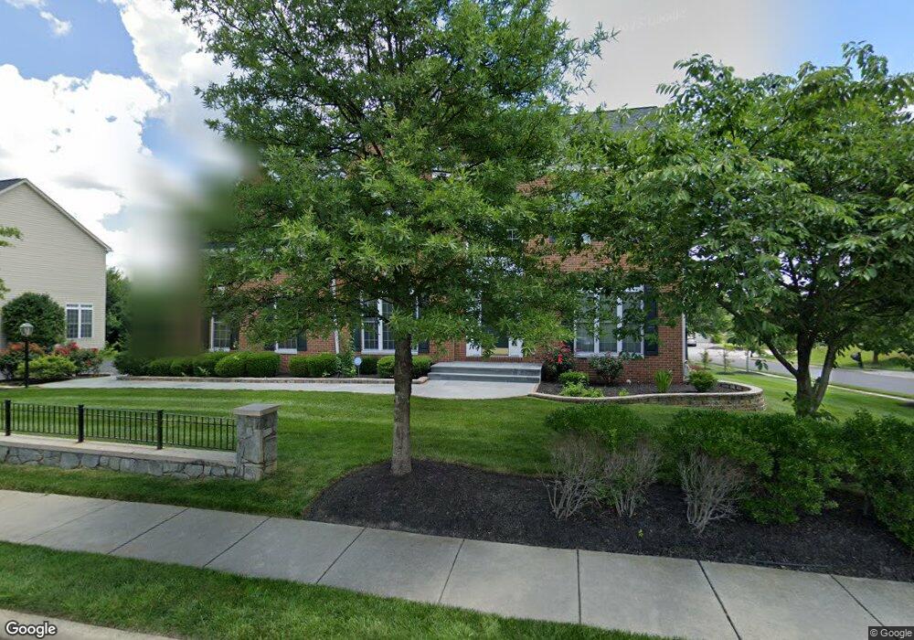 25756 Longforest Dr, Chantilly, VA 20152 - photo 1