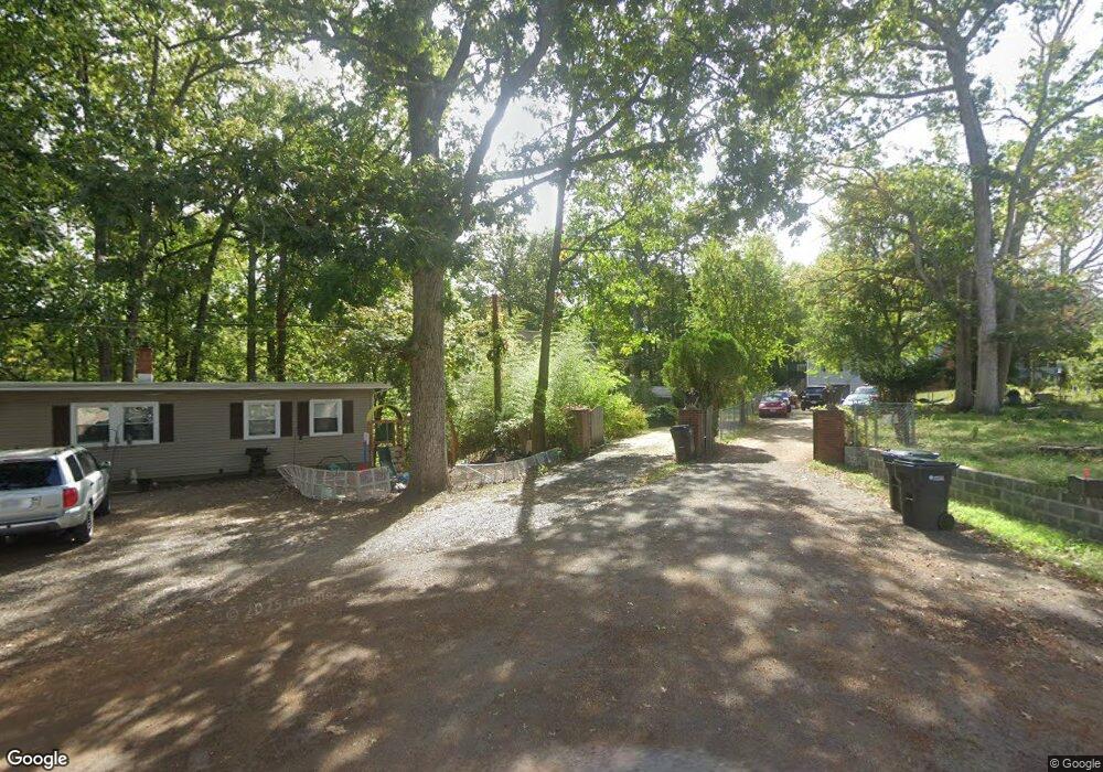 18321 Chestnut Dr, Triangle, VA 22172 - photo 1