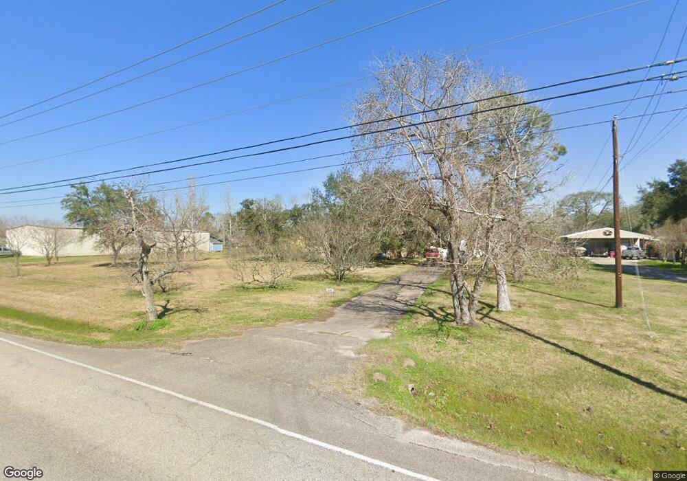 1554 County Road 145, Alvin, TX 77511 - photo 1